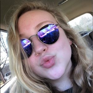 Meet your Posher, Kylie